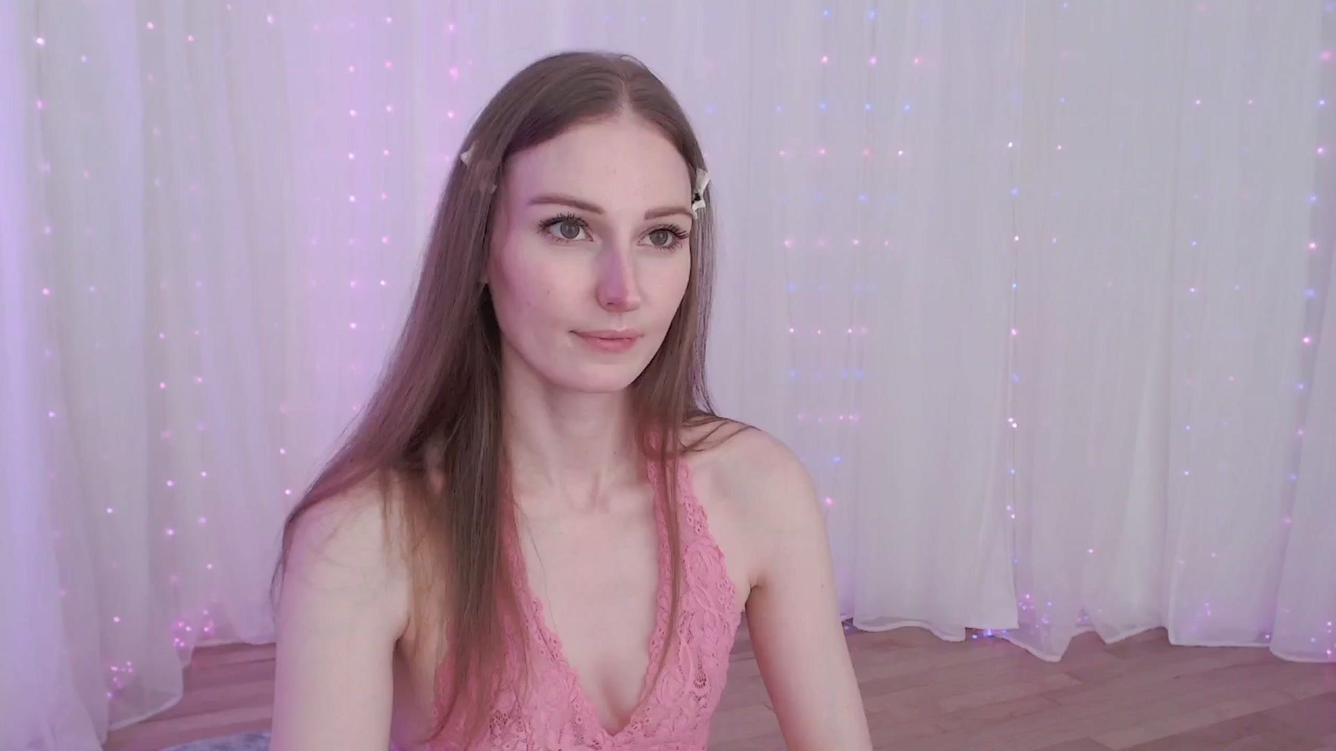 Gallery image thumbnail from Cosmo's myfreecams stream on, 11/24/2024, 03:34 image 1 of 20