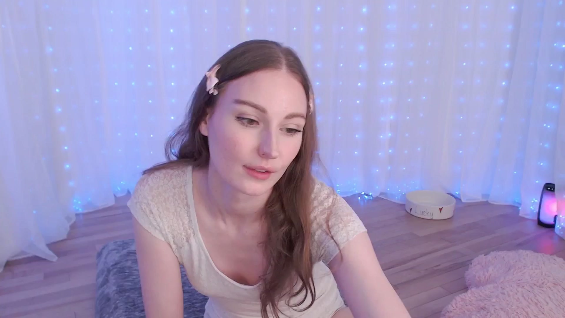 Gallery image thumbnail from Cosmo's myfreecams stream on, 12/29/2024, 03:03 image 17 of 20