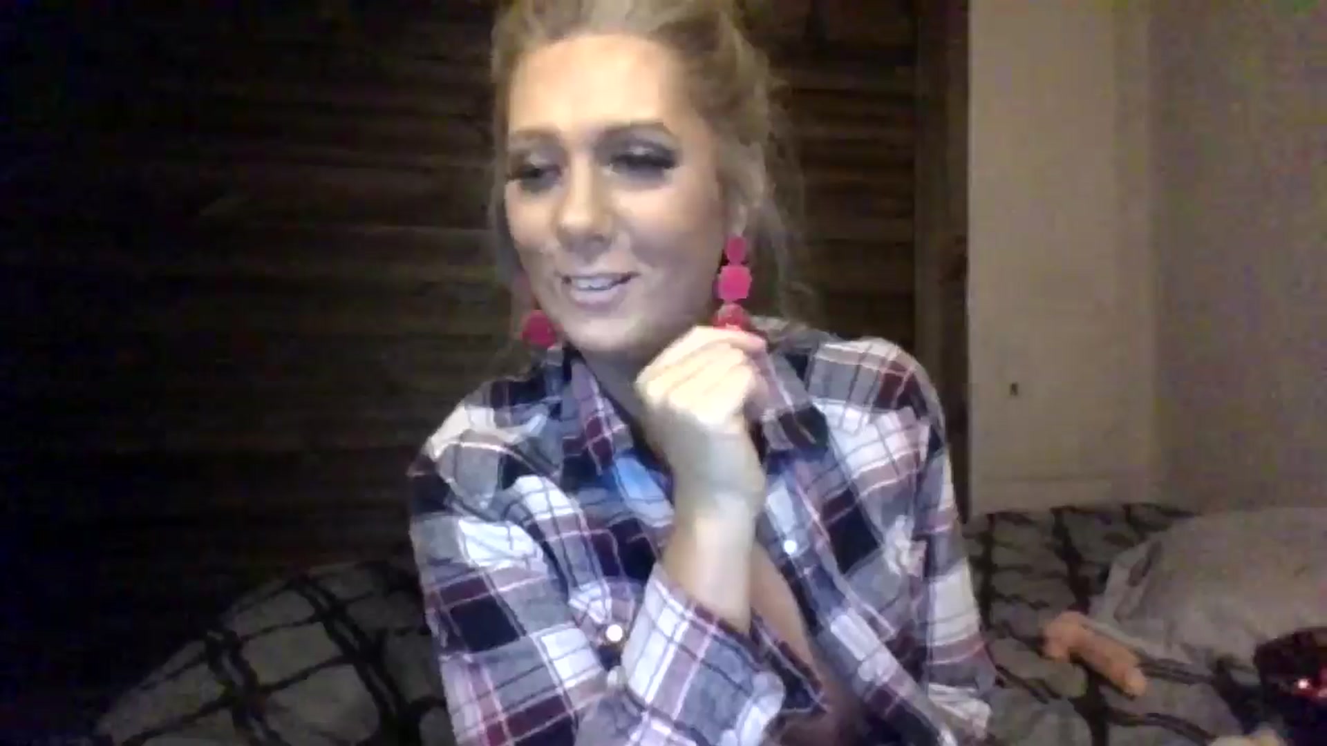 Gallery image thumbnail from CottonCandyx's myfreecams stream on, 08/25/2024, 03:07 image 17 of 20