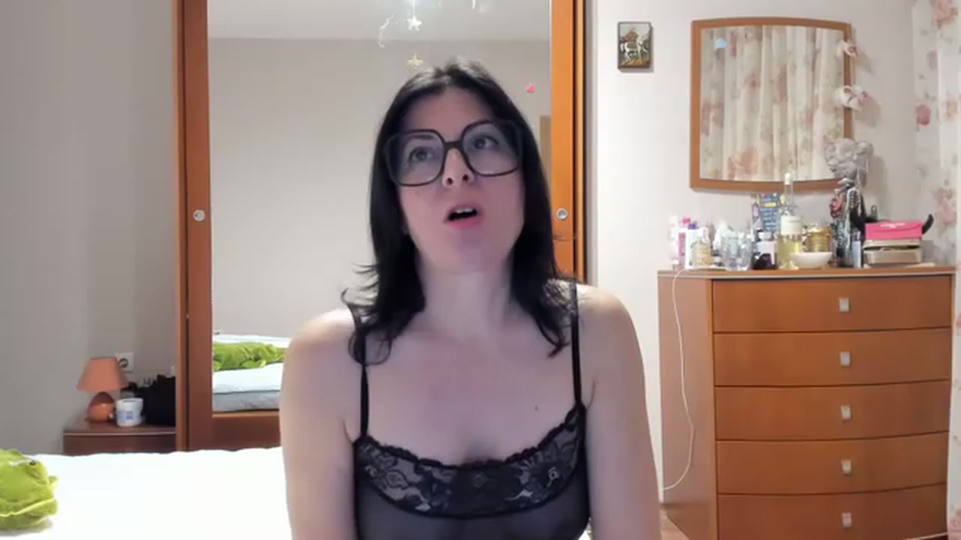 Gallery image thumbnail from Cougar_Fiona's myfreecams stream on, 01/13/2023, 23:53 image 12 of 20