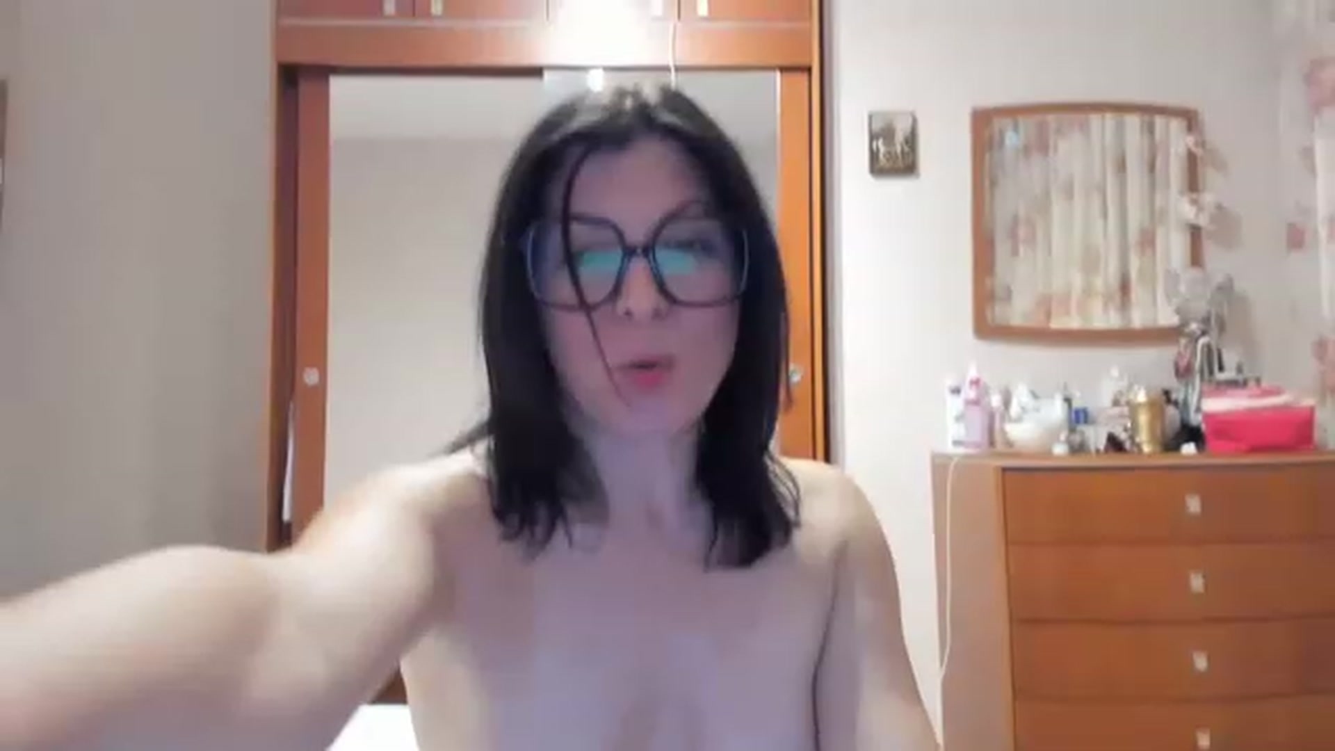 Gallery image thumbnail from Cougar_Fiona's myfreecams stream on, 01/17/2023, 24:31 image 18 of 20