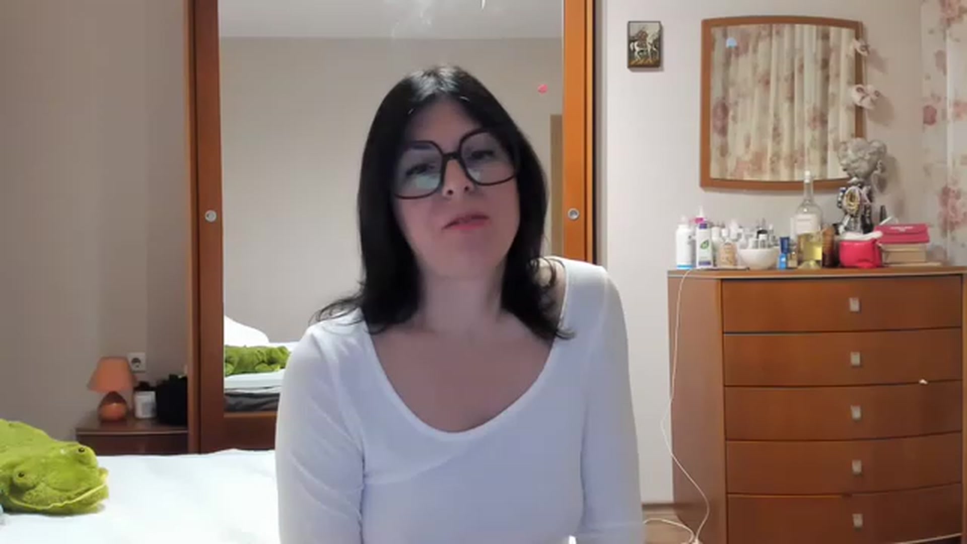 Gallery image thumbnail from Cougar_Fiona's myfreecams stream on, 01/21/2023, 24:01 image 10 of 20