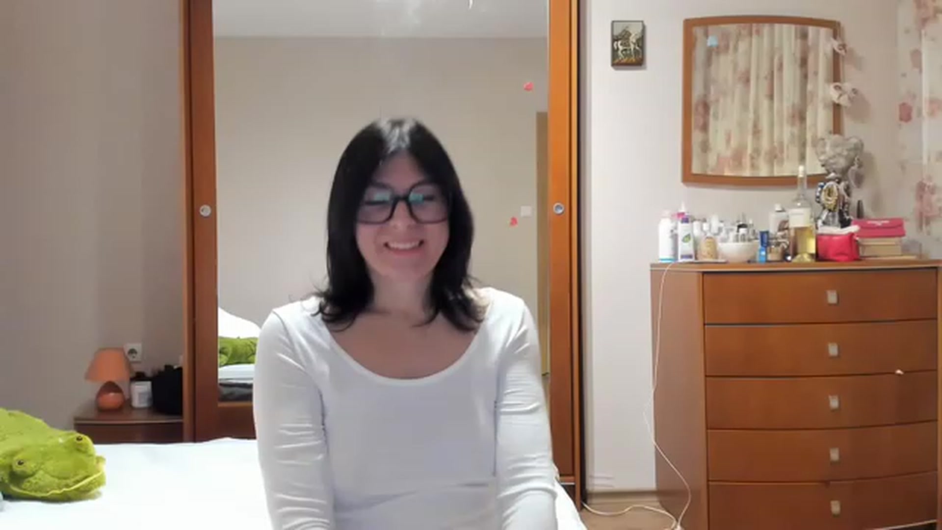 Gallery image thumbnail from Cougar_Fiona's myfreecams stream on, 01/21/2023, 24:01 image 4 of 20