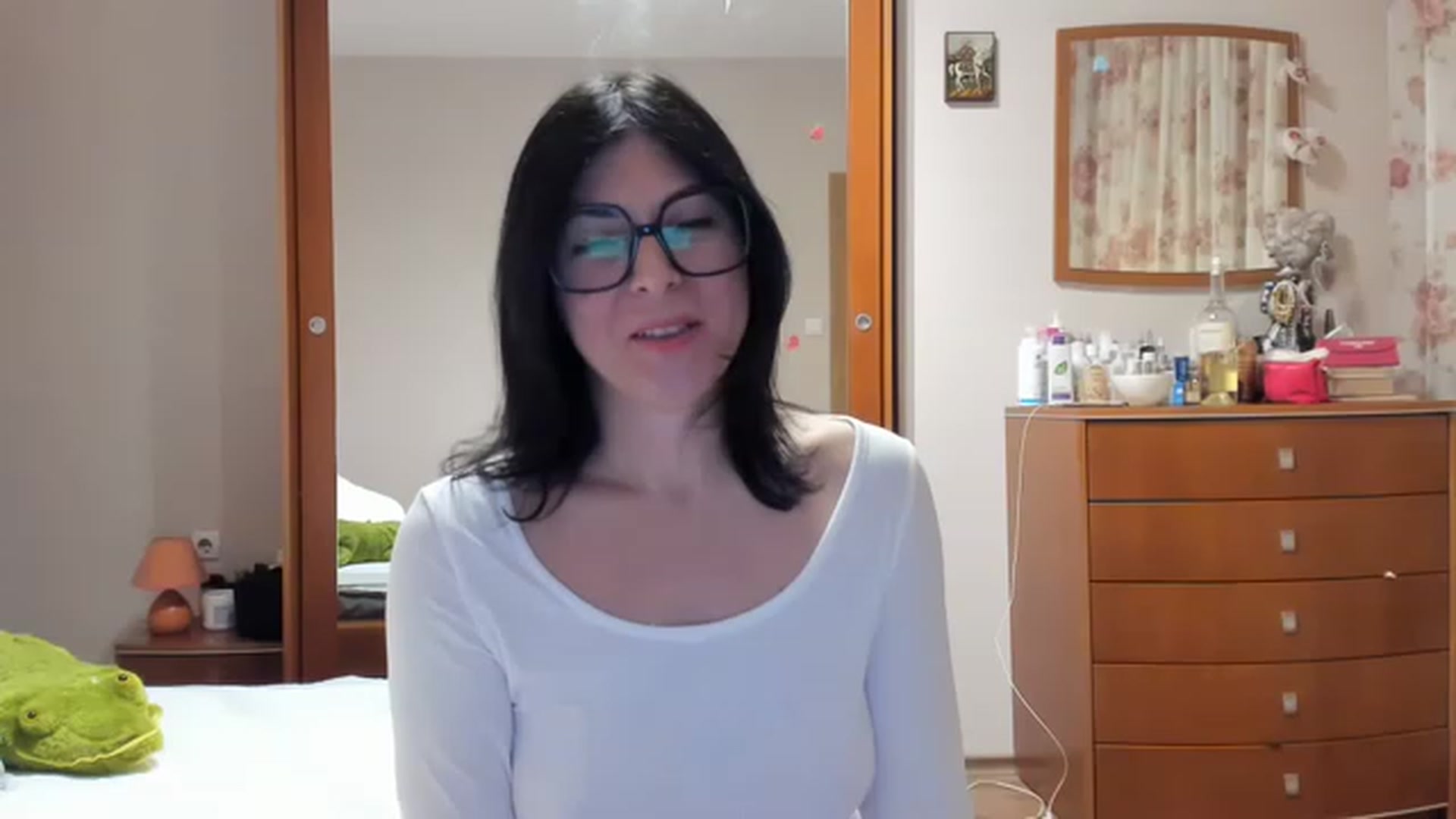 Gallery image thumbnail from Cougar_Fiona's myfreecams stream on, 01/21/2023, 24:01 image 12 of 20