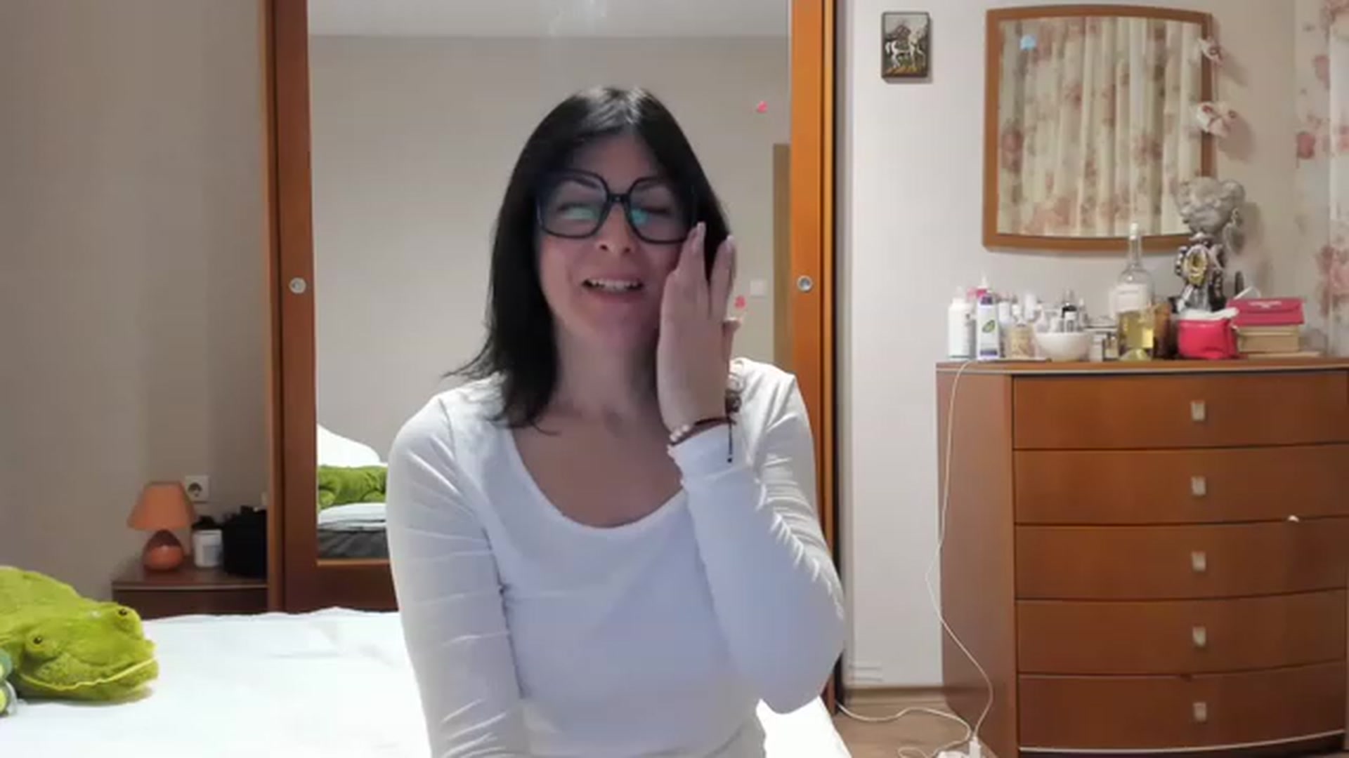 Gallery image thumbnail from Cougar_Fiona's myfreecams stream on, 01/21/2023, 24:01 image 20 of 20