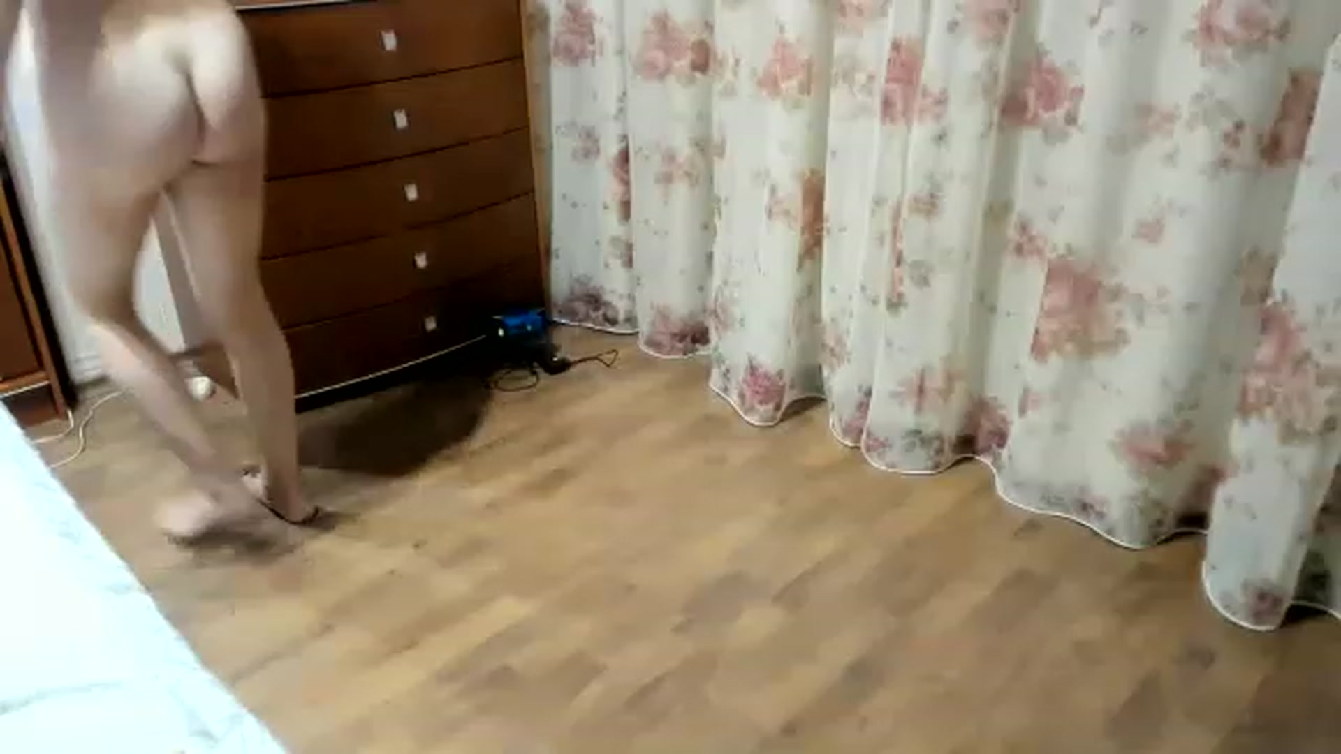 Gallery image thumbnail from Cougar_Fiona's myfreecams stream on, 03/19/2023, 24:03 image 15 of 20