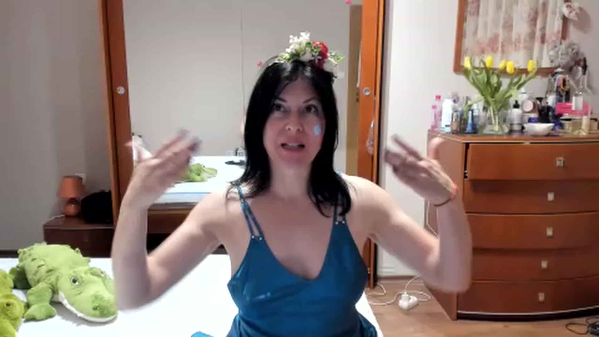 Gallery image thumbnail from Cougar_Fiona's myfreecams stream on, 03/21/2023, 24:02 image 2 of 20