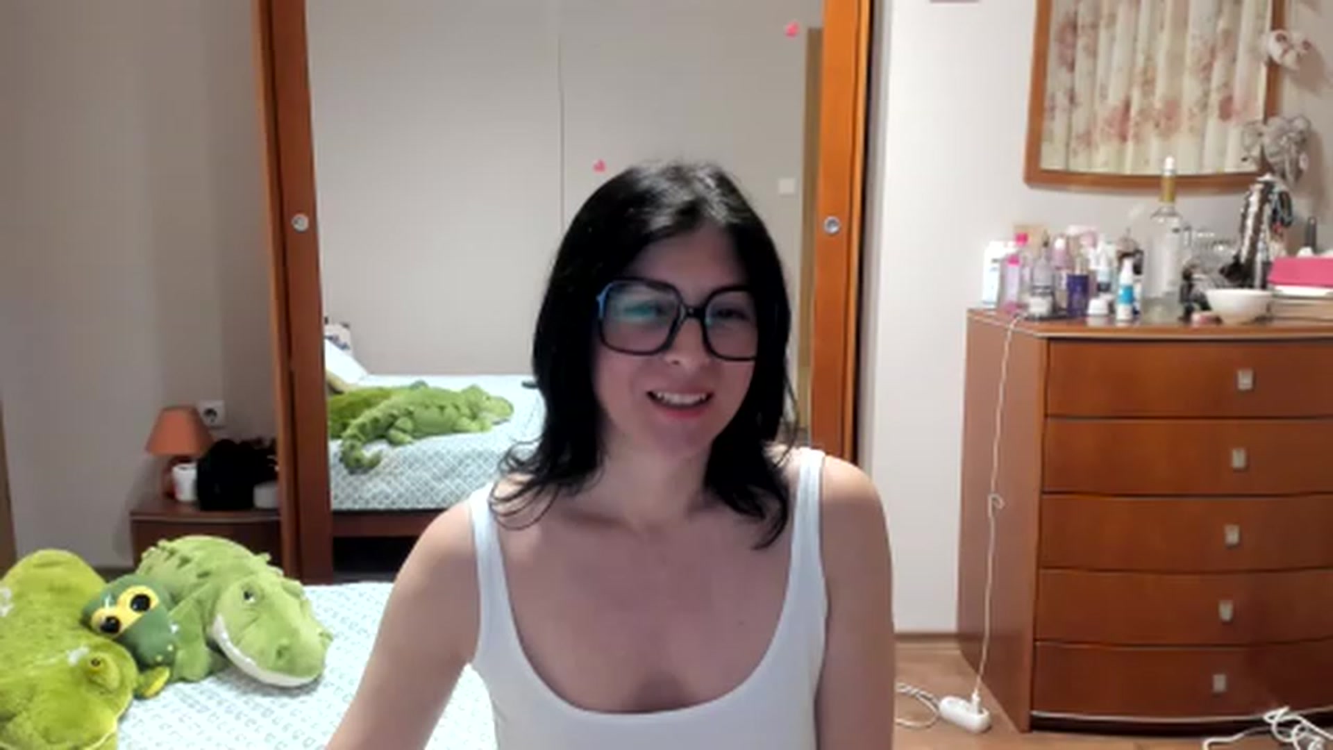 Gallery image thumbnail from Cougar_Fiona's myfreecams stream on, 06/04/2023, 22:58 image 12 of 20