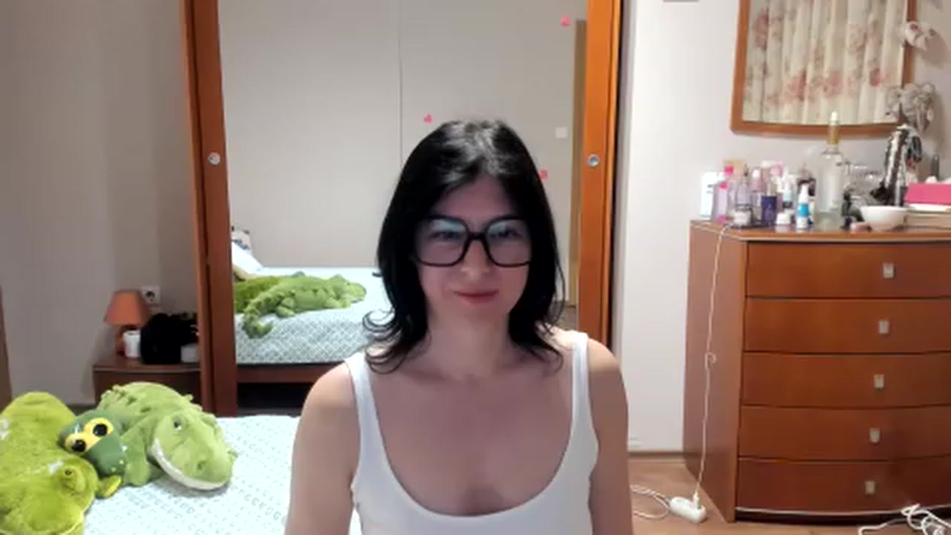 Gallery image thumbnail from Cougar_Fiona's myfreecams stream on, 06/04/2023, 22:58 image 11 of 20