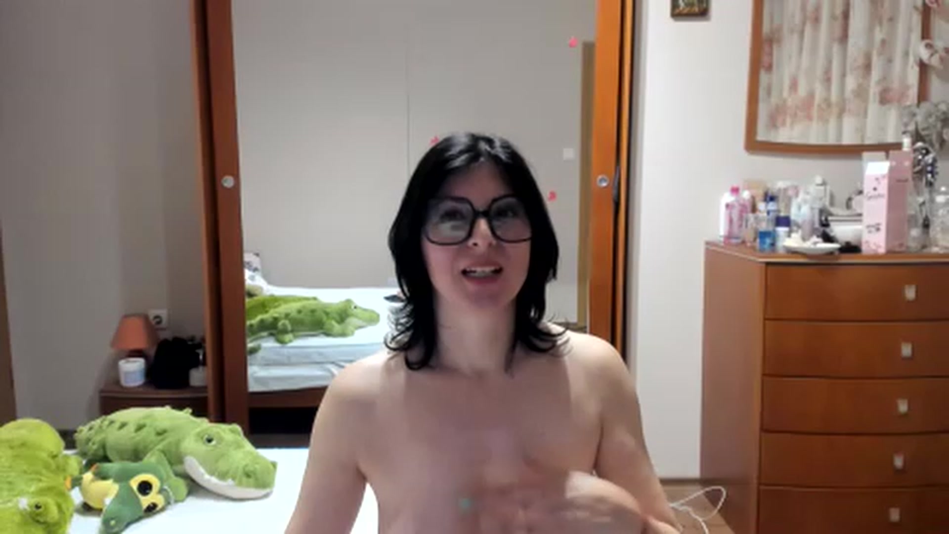 Gallery image thumbnail from Cougar_Fiona's myfreecams stream on, 06/17/2023, 23:57 image 17 of 20