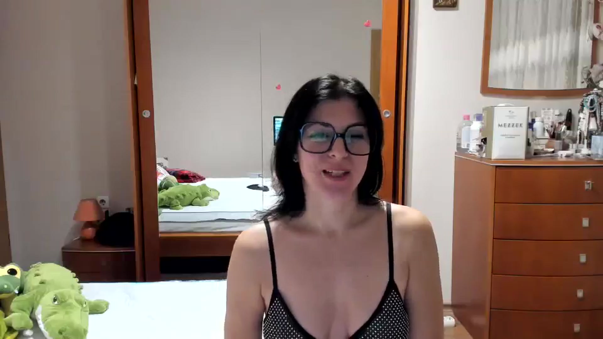 Gallery image thumbnail from Cougar_Fiona's myfreecams stream on, 01/22/2024, 23:48 image 3 of 20