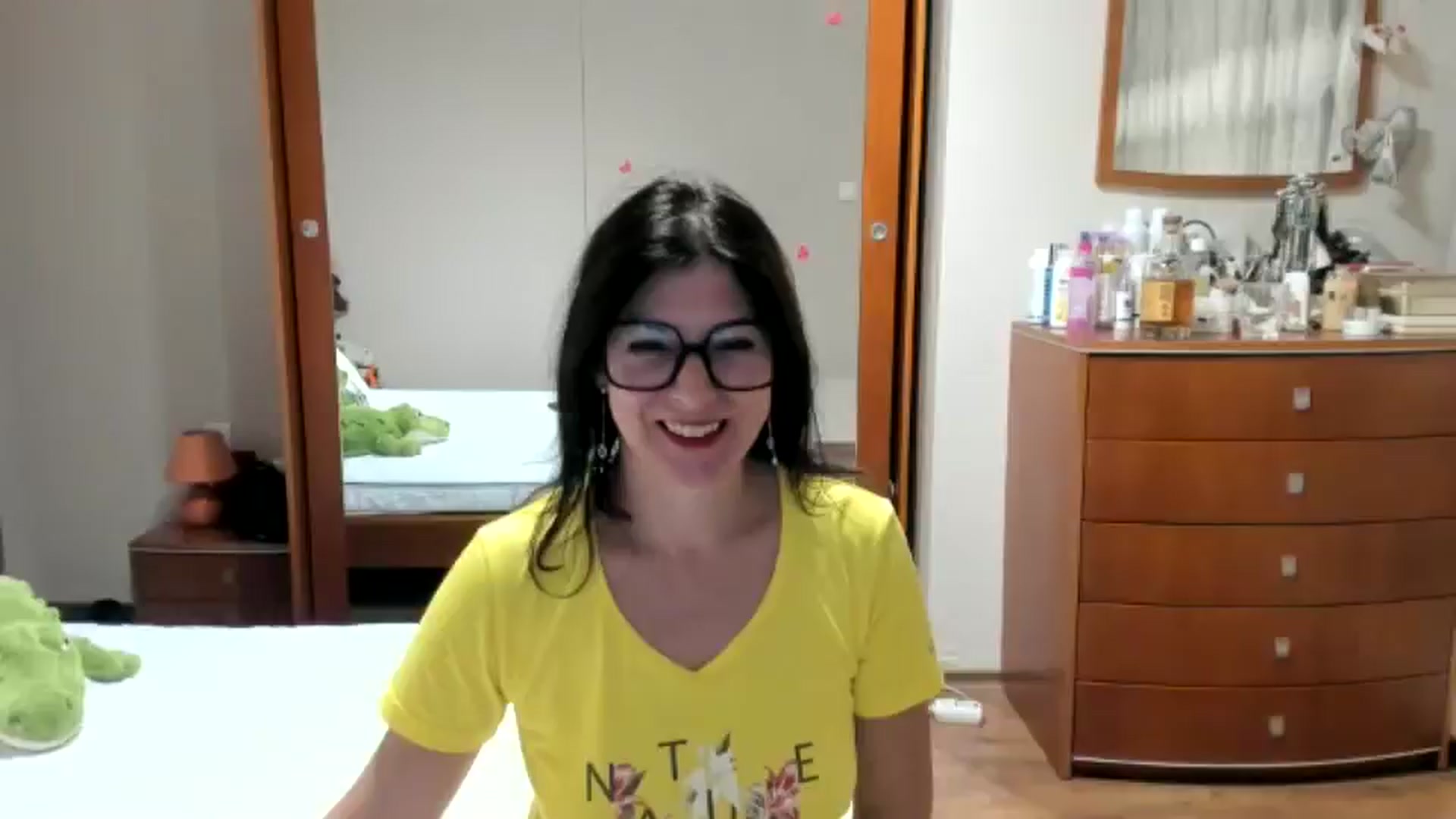 Gallery image thumbnail from Cougar_Fiona's myfreecams stream on, 11/19/2024, 23:26 image 6 of 20