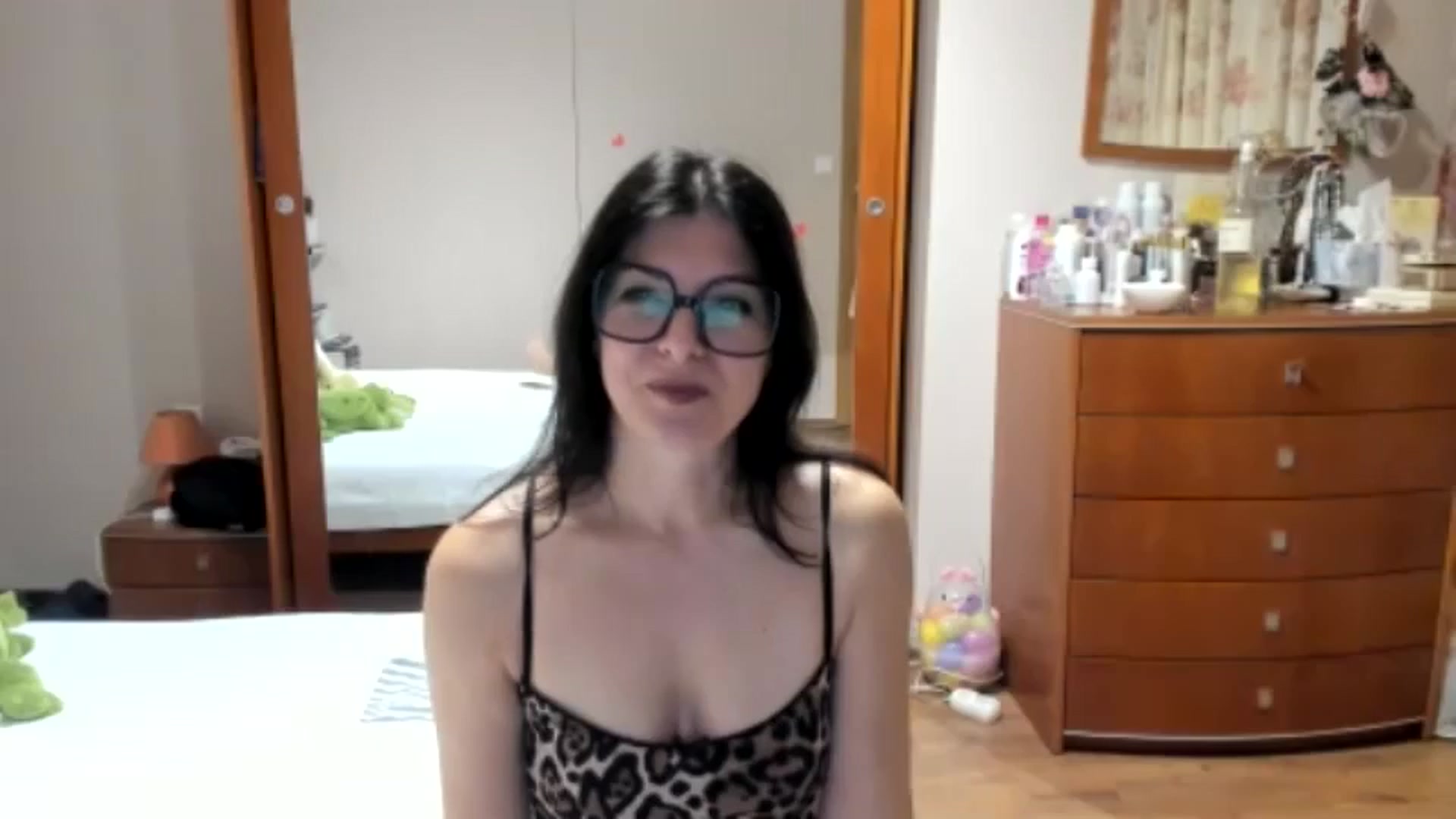 Gallery image thumbnail from Cougar_Fiona's myfreecams stream on, 04/15/2025, 23:04 image 3 of 20