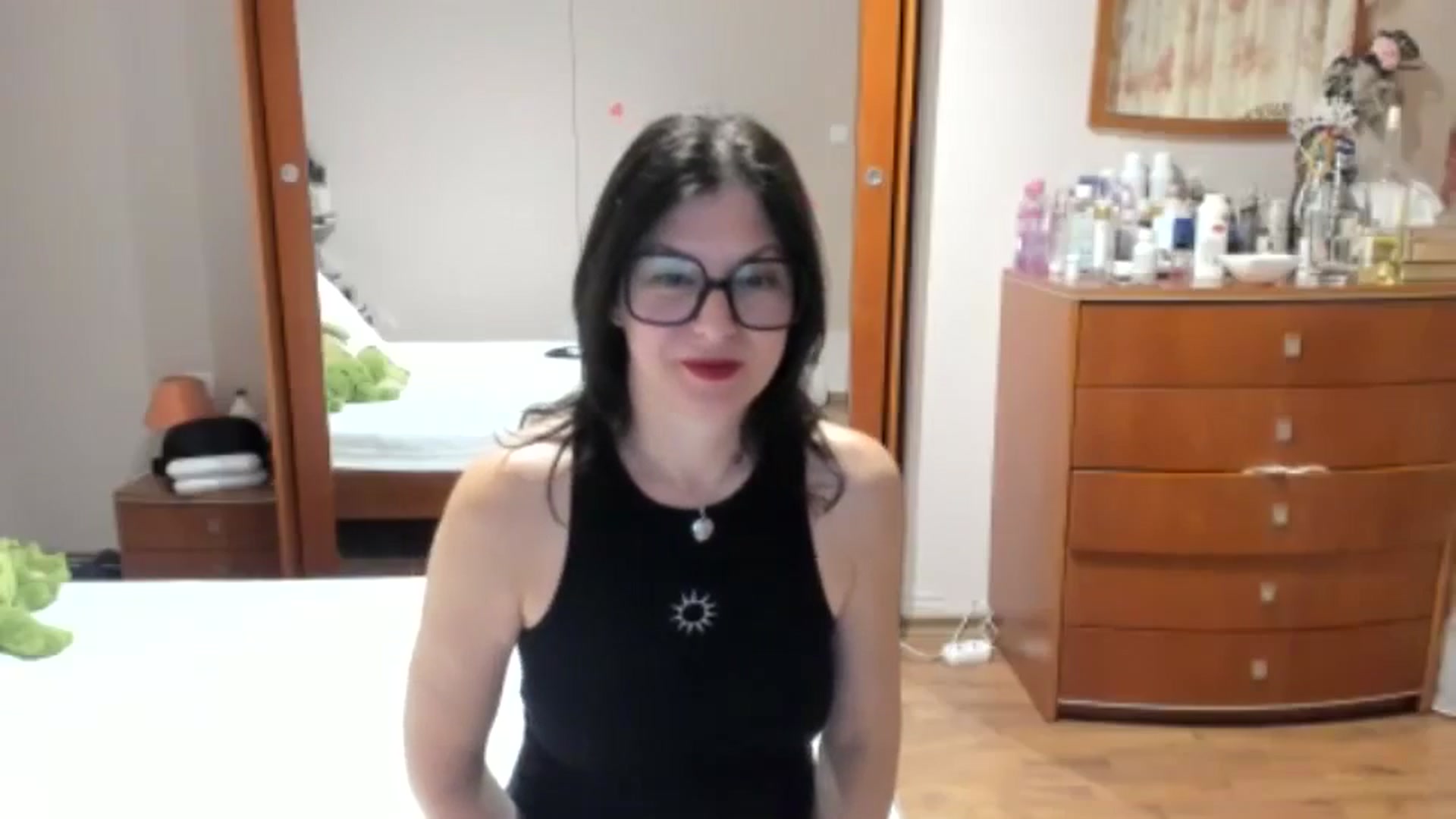 Gallery image thumbnail from Cougar_Fiona's myfreecams stream on, 04/29/2025, 23:10 image 16 of 20