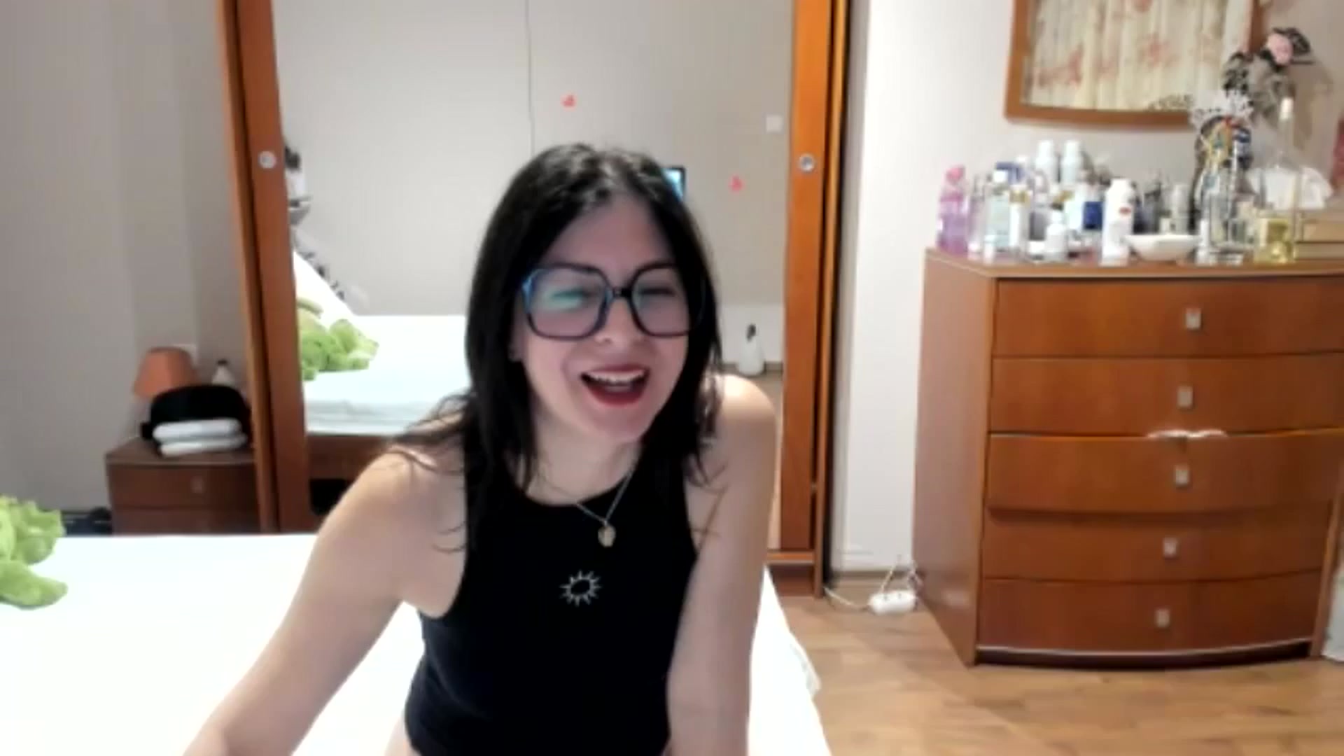 Gallery image thumbnail from Cougar_Fiona's myfreecams stream on, 04/29/2025, 23:10 image 12 of 20