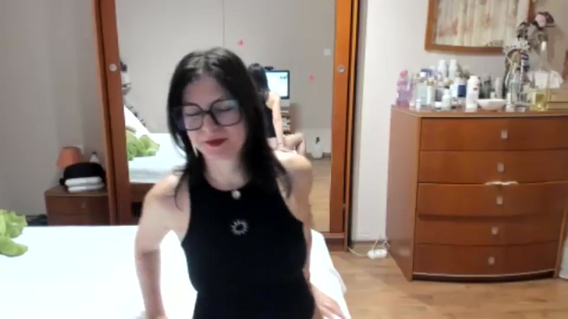 Gallery image thumbnail from Cougar_Fiona's myfreecams stream on, 04/29/2025, 23:10 image 8 of 20