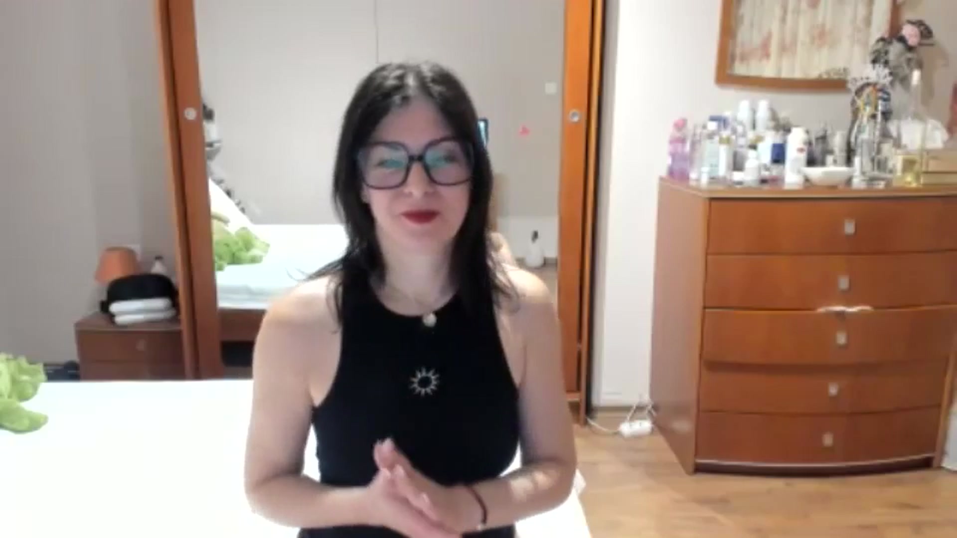 Gallery image thumbnail from Cougar_Fiona's myfreecams stream on, 04/29/2025, 23:10 image 10 of 20