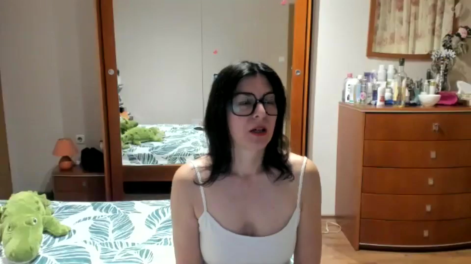 Gallery image thumbnail from Cougar_Fiona's myfreecams stream on, 05/11/2025, 22:50 image 6 of 20
