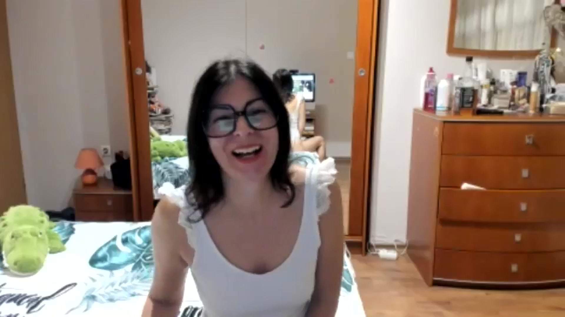 Gallery image thumbnail from Cougar_Fiona's myfreecams stream on, 11/09/2025, 23:51 image 11 of 20