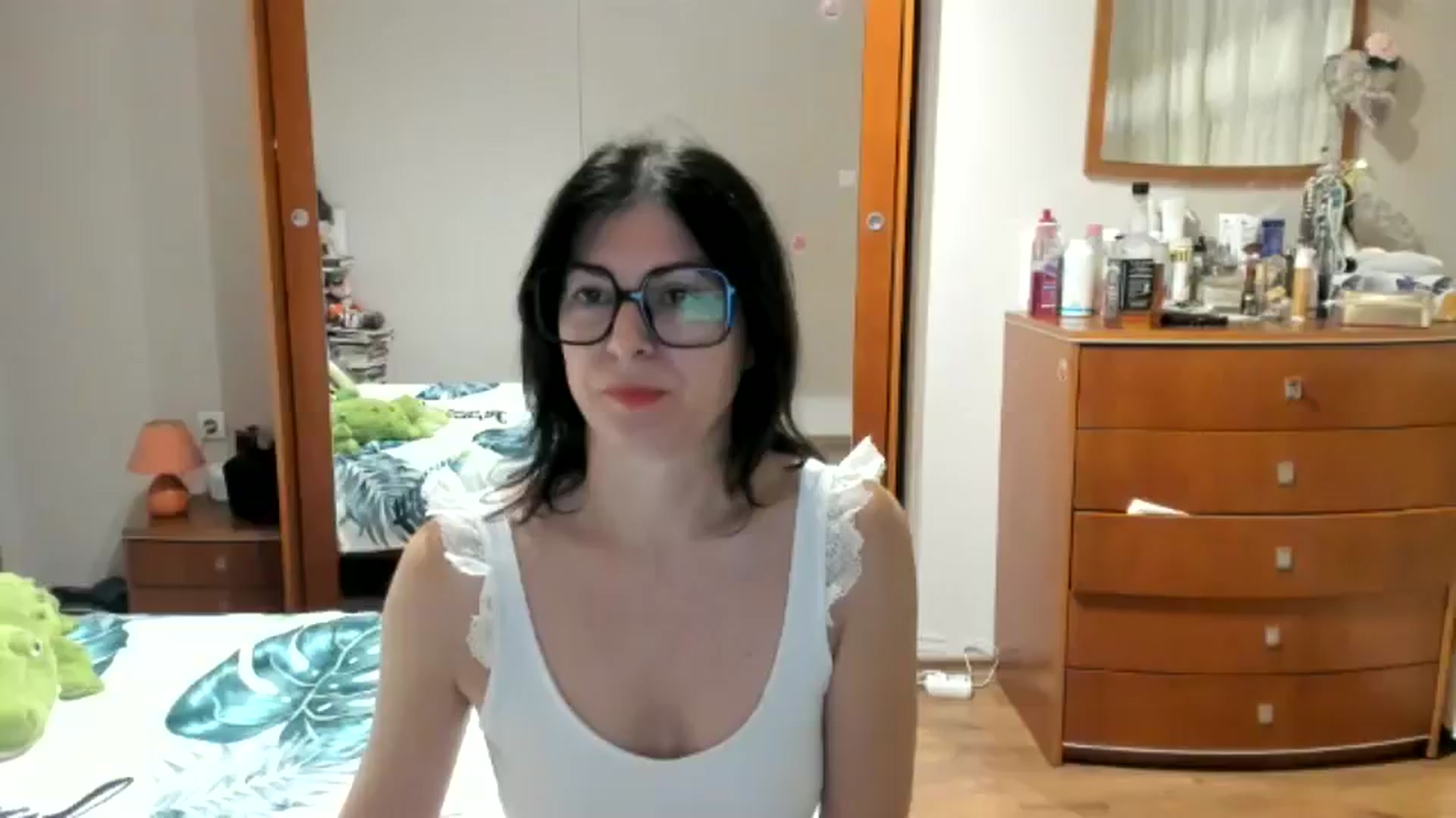 Gallery image thumbnail from Cougar_Fiona's myfreecams stream on, 11/09/2025, 23:51 image 1 of 20