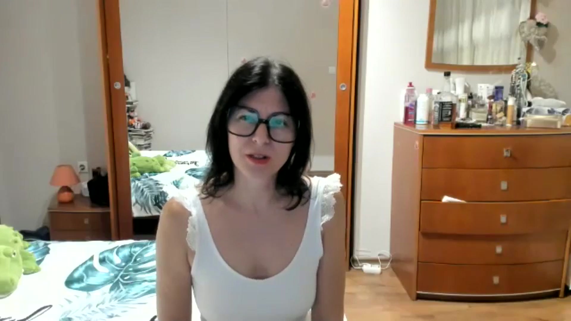 Gallery image thumbnail from Cougar_Fiona's myfreecams stream on, 11/09/2025, 23:51 image 6 of 20