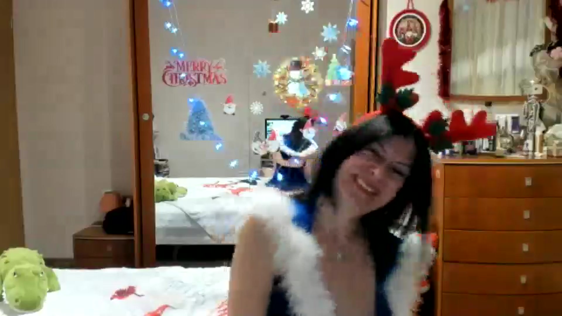 Gallery image thumbnail from Cougar_Fiona's myfreecams stream on, 12/23/2025, 23:27 image 3 of 20