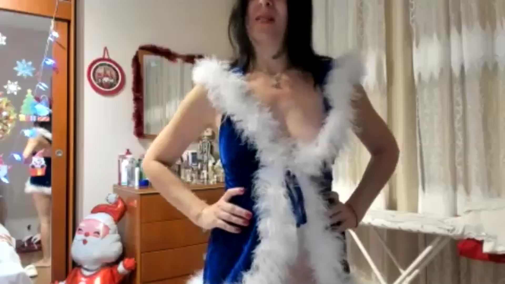 Gallery image thumbnail from Cougar_Fiona's myfreecams stream on, 12/23/2025, 23:27 image 9 of 20
