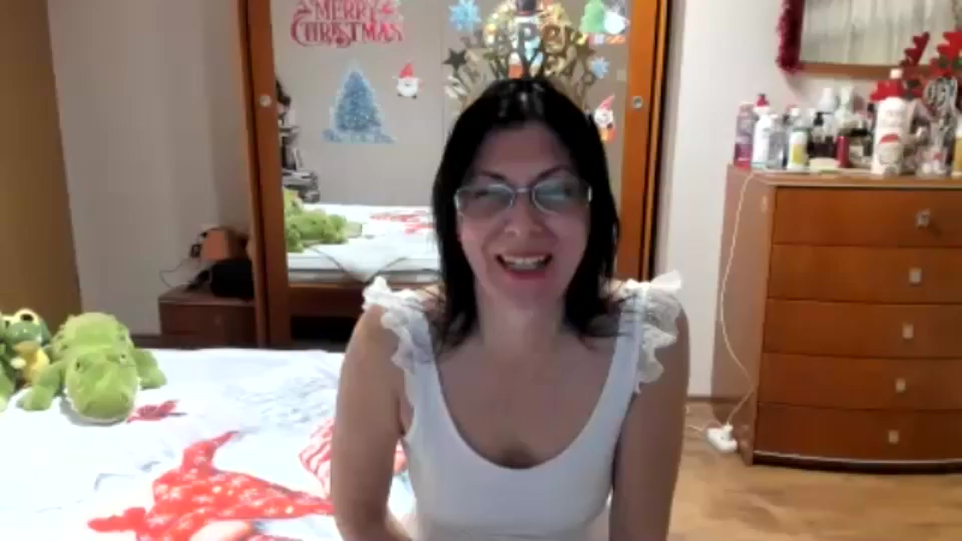 Gallery image thumbnail from Cougar_Fiona's myfreecams stream on, 12/30/2025, 23:09 image 20 of 20