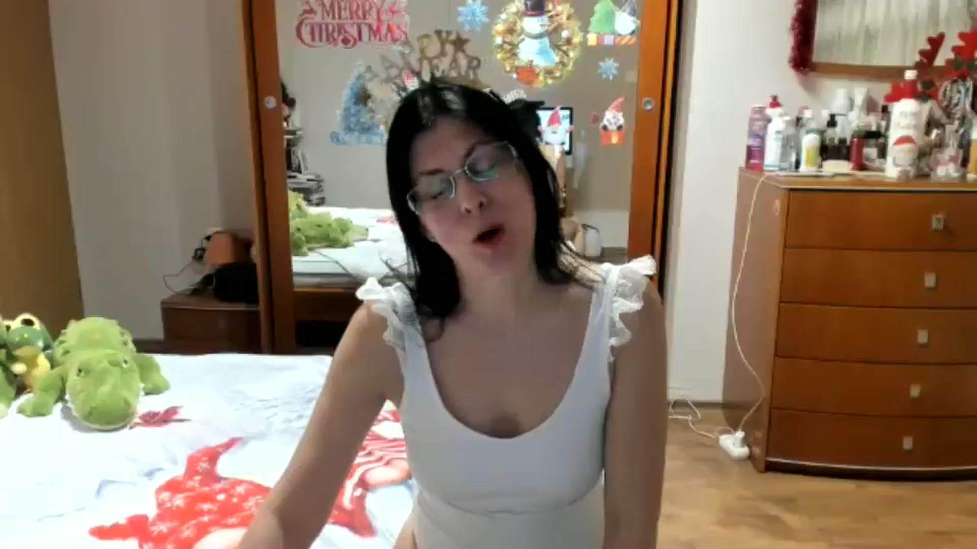 Gallery image thumbnail from Cougar_Fiona's myfreecams stream on, 12/30/2025, 23:09 image 17 of 20