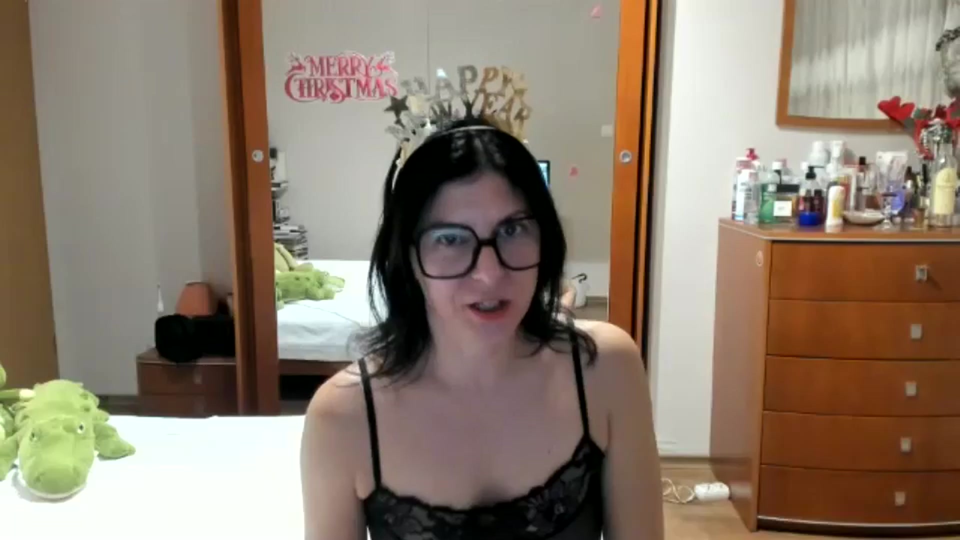 Gallery image thumbnail from Cougar_Fiona's myfreecams stream on, 01/06/2026, 24:26 image 14 of 20