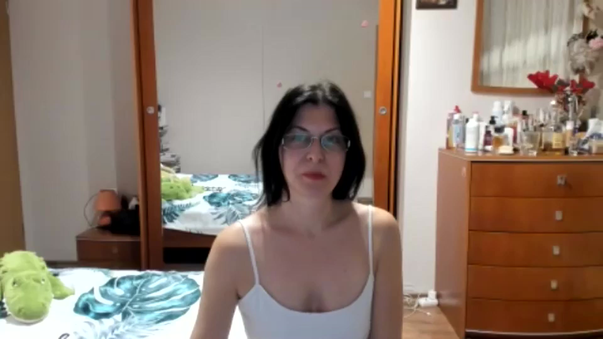 Gallery image thumbnail from Cougar_Fiona's myfreecams stream on, 01/27/2026, 24:58 image 12 of 20