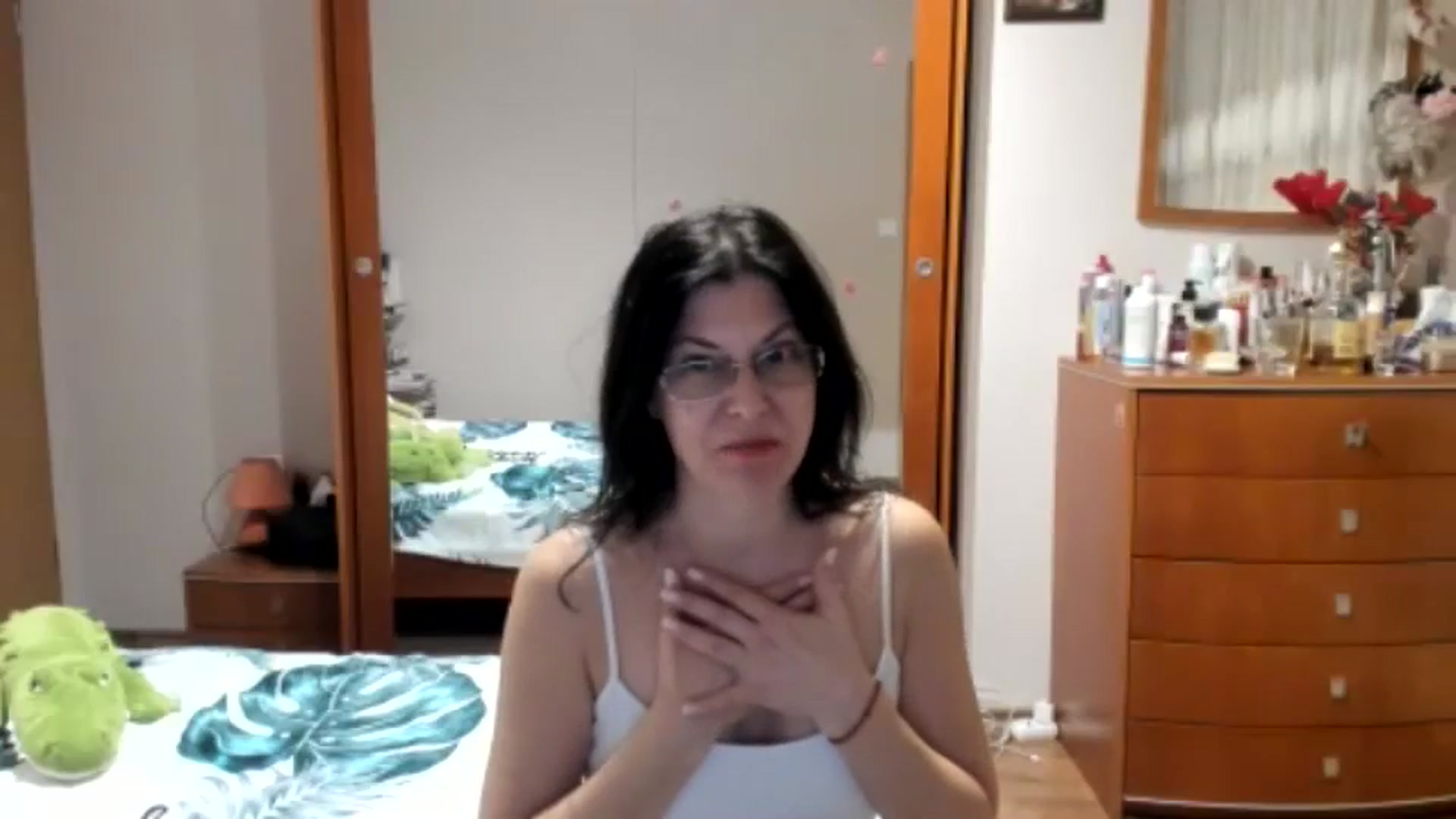 Gallery image thumbnail from Cougar_Fiona's myfreecams stream on, 01/27/2026, 24:58 image 11 of 20