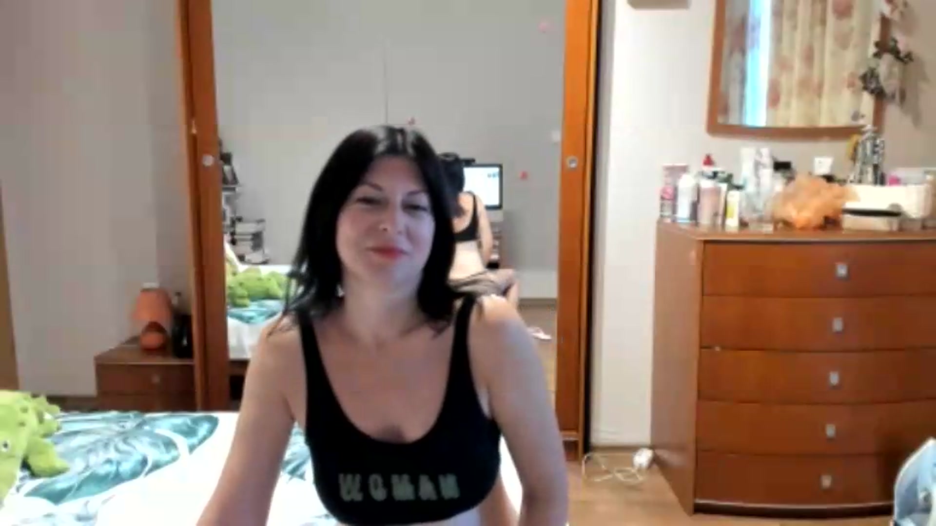Gallery image thumbnail from Cougar_Fiona's myfreecams stream on, 06/25/2026, 09:37 image 13 of 20