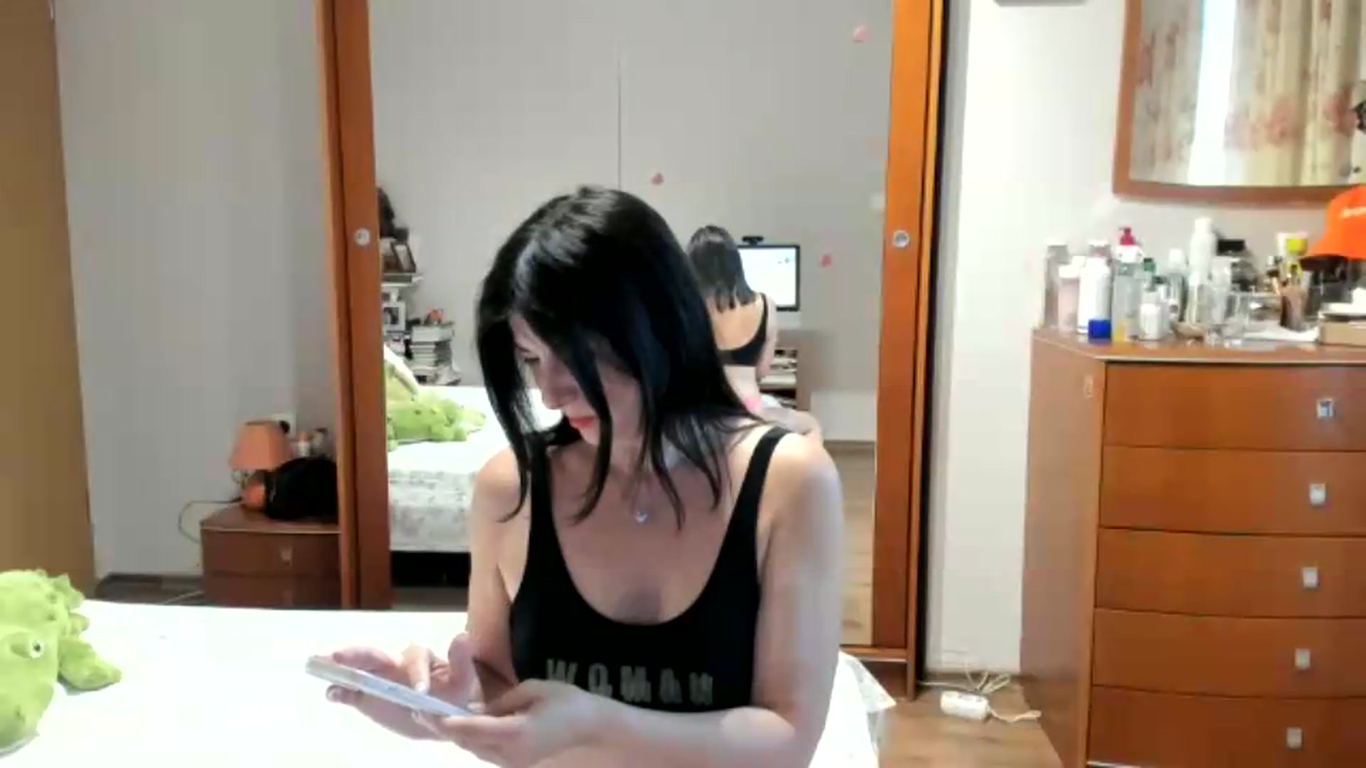 Gallery image thumbnail from Cougar_Fiona's myfreecams stream on, 07/06/2026, 12:43 image 8 of 20