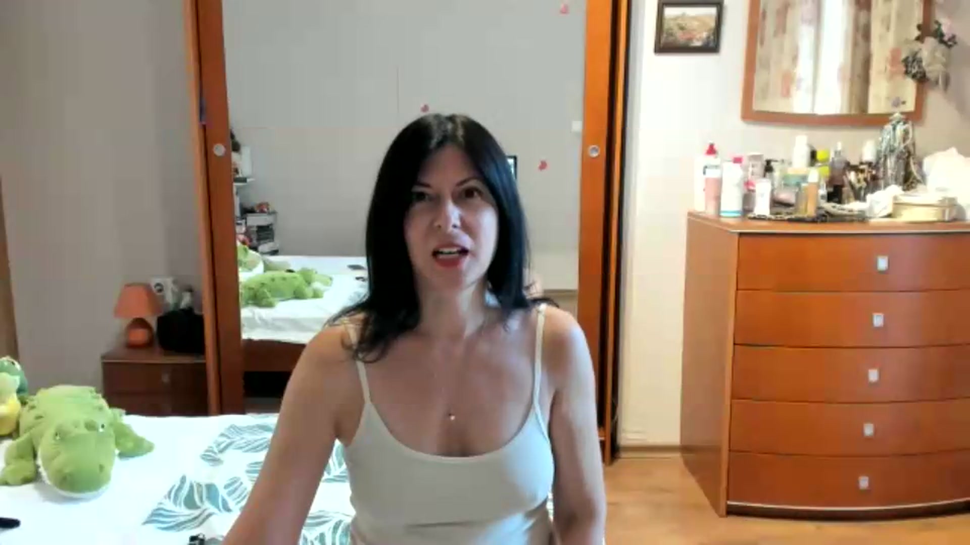 Gallery image thumbnail from Cougar_Fiona's myfreecams stream on, 09/08/2026, 12:15 image 16 of 20