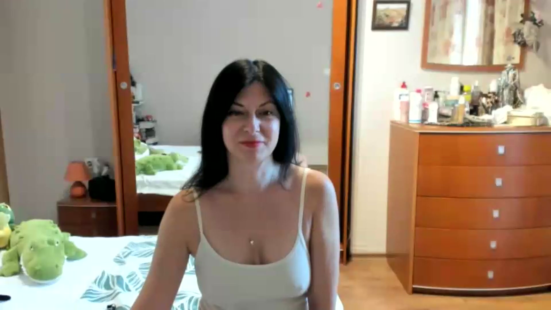 Gallery image thumbnail from Cougar_Fiona's myfreecams stream on, 09/08/2026, 12:15 image 15 of 20