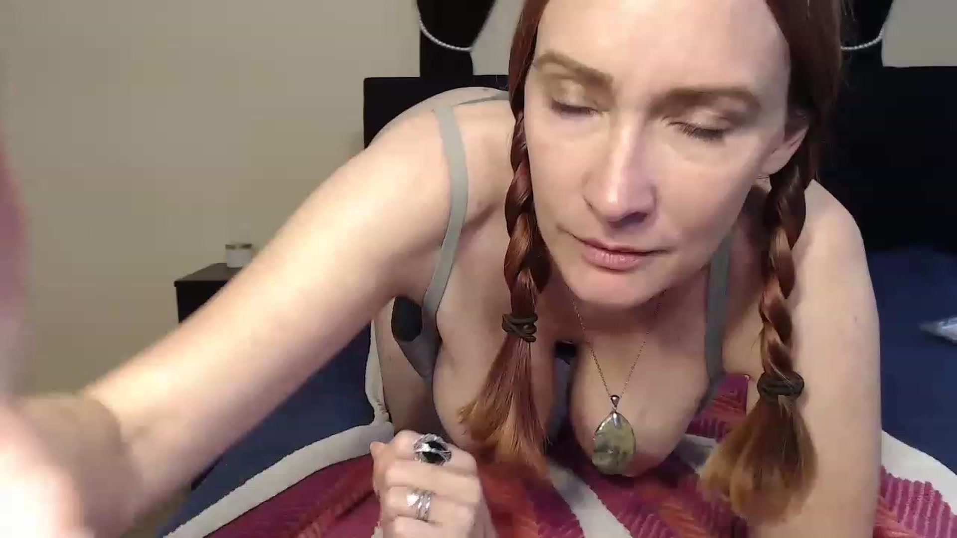 Gallery image thumbnail from Cougar_On_Top's myfreecams stream on, 11/20/2022, 18:46 image 1 of 20