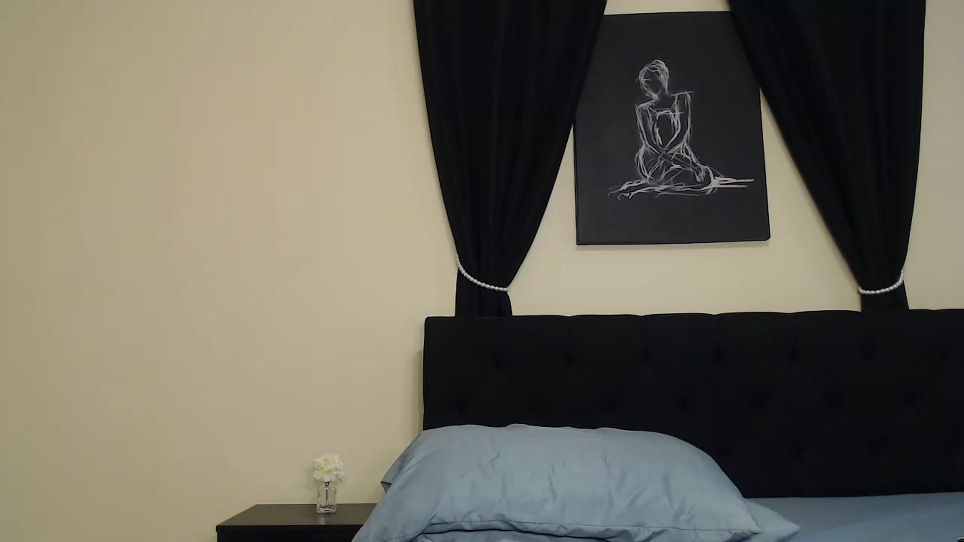 Gallery image thumbnail from Cougar_On_Top's myfreecams stream on, 01/28/2023, 21:38 image 14 of 20