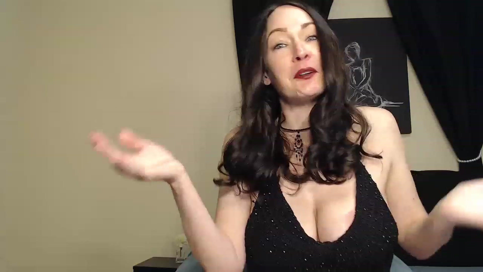 Gallery image thumbnail from Cougar_On_Top's myfreecams stream on, 03/06/2023, 22:04 image 7 of 20