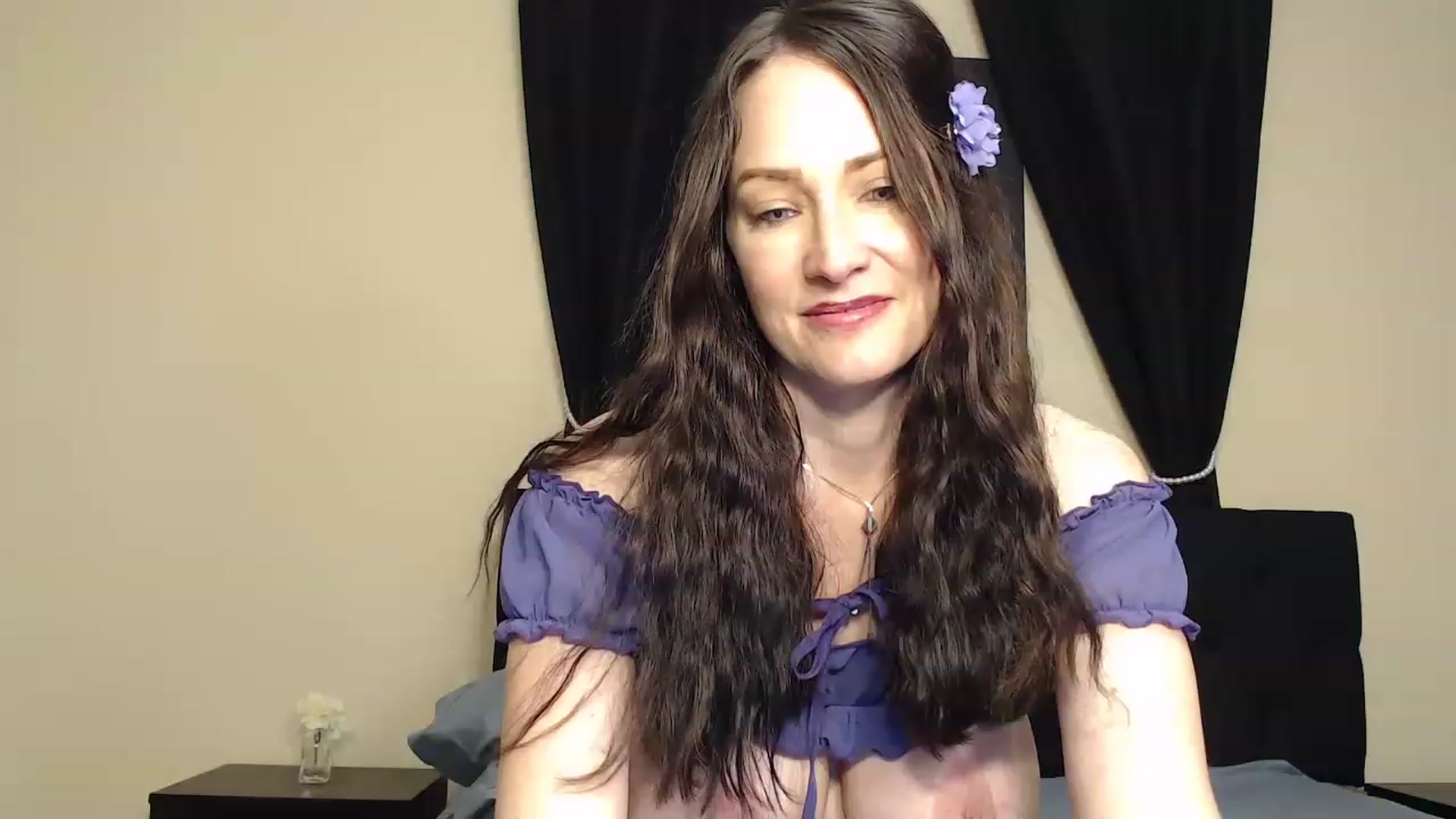 Gallery image thumbnail from Cougar_On_Top's myfreecams stream on, 03/12/2023, 20:40 image 16 of 20