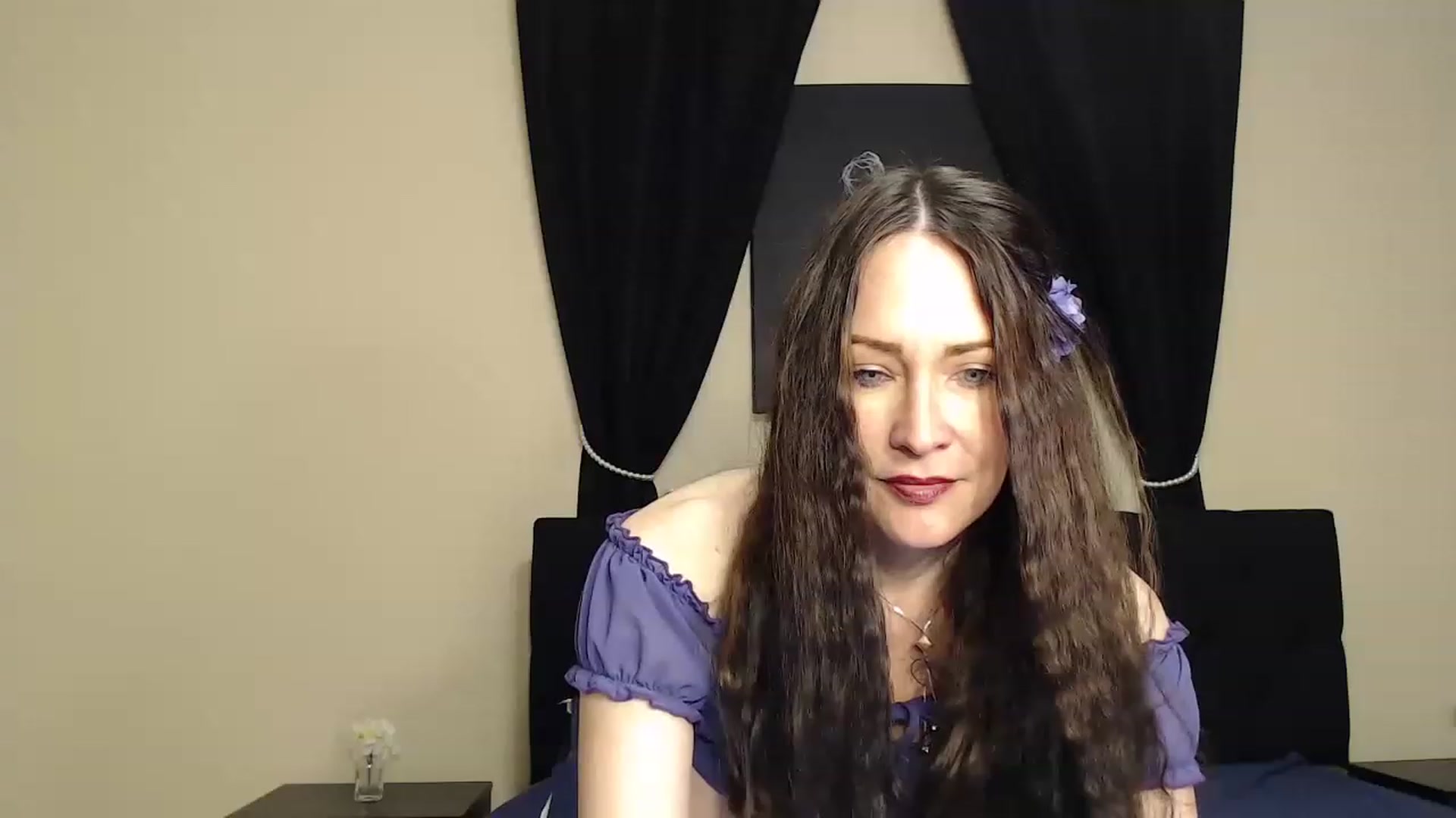 Gallery image thumbnail from Cougar_On_Top's myfreecams stream on, 03/23/2023, 13:33 image 11 of 20