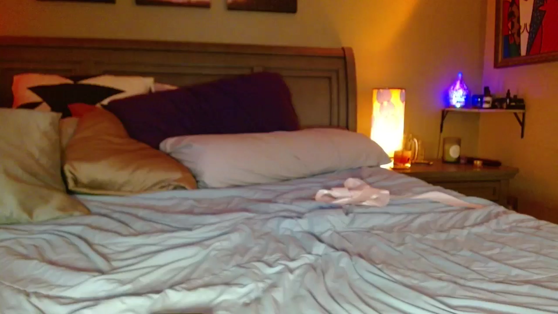 Gallery image thumbnail from Cougar_Vibes's myfreecams stream on, 12/21/2025, 07:18 image 15 of 20