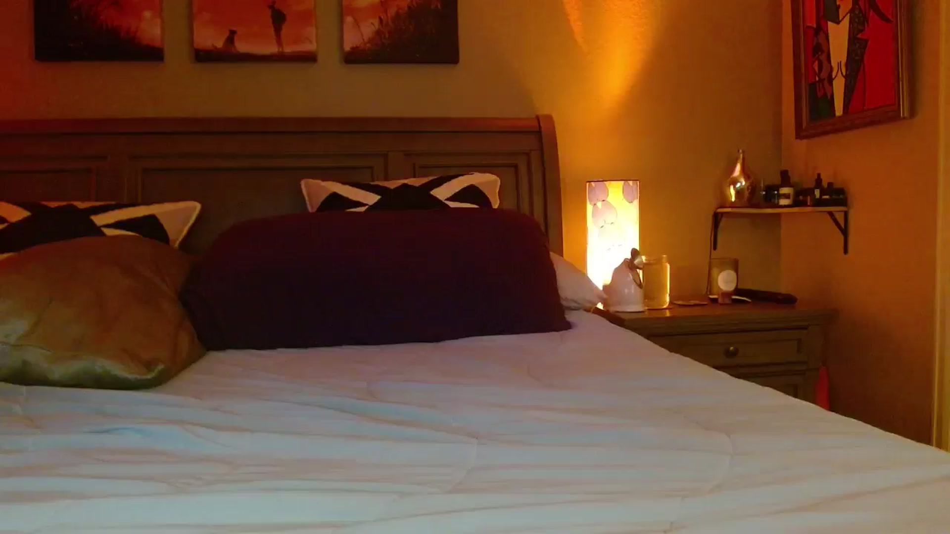 Gallery image thumbnail from Cougar_Vibes's myfreecams stream on, 12/31/2025, 05:46 image 5 of 20