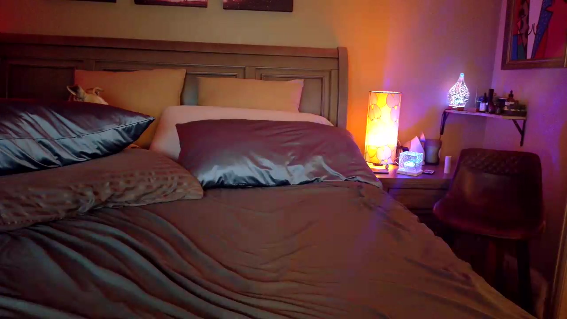 Gallery image thumbnail from Cougar_Vibes's myfreecams stream on, 08/14/2026, 02:39 image 7 of 20