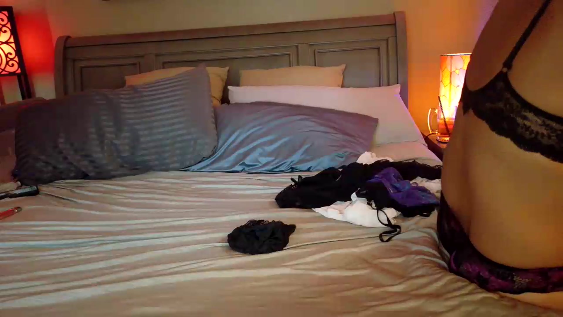 Gallery image thumbnail from Cougar_Vibes's myfreecams stream on, 08/23/2026, 21:42 image 5 of 20