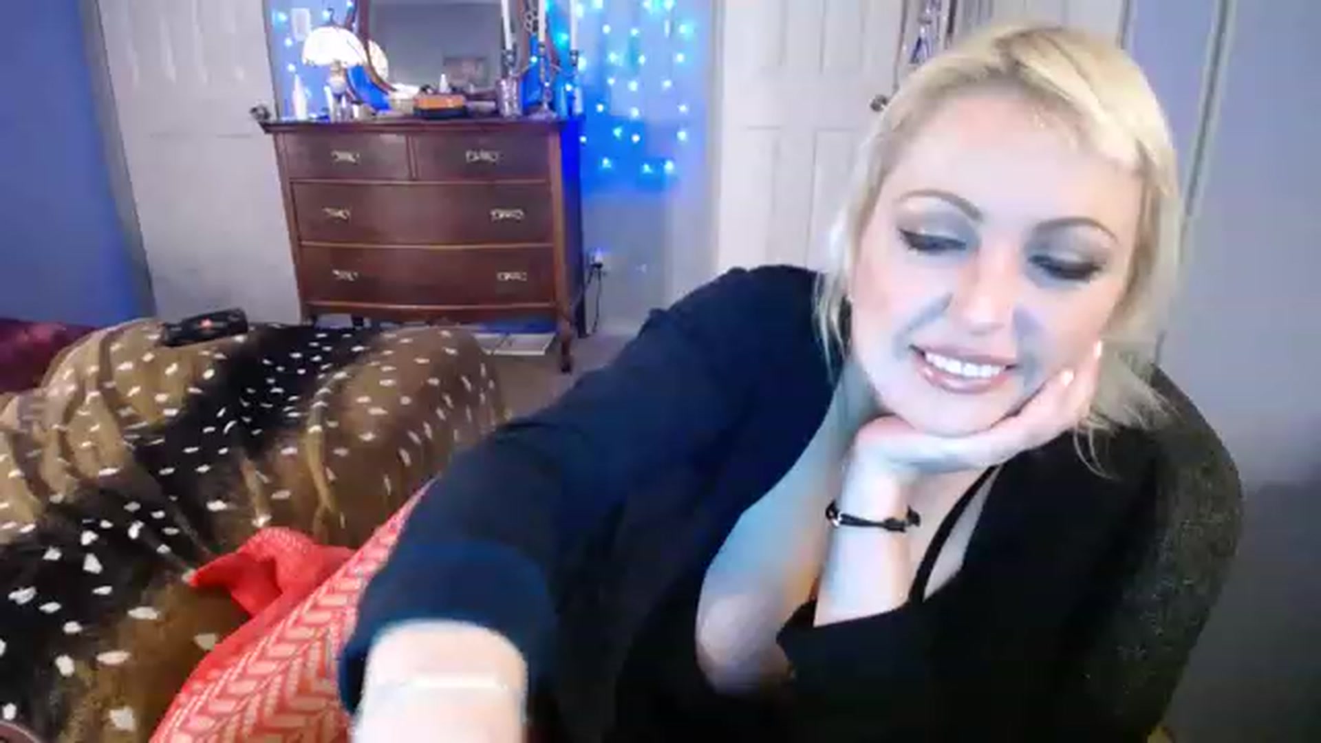 Gallery image thumbnail from Country_Daisy's myfreecams stream on, 11/21/2022, 01:52 image 11 of 20