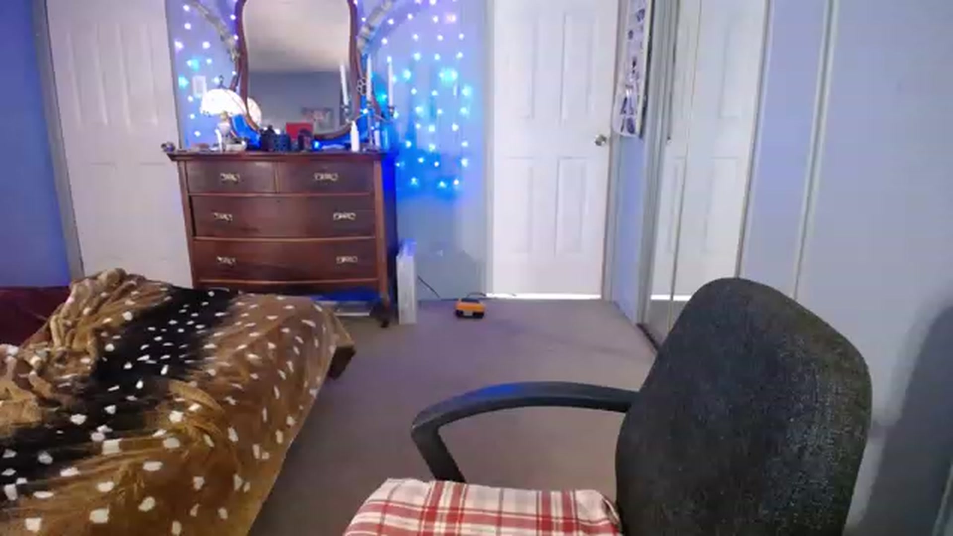 Gallery image thumbnail from Country_Daisy's myfreecams stream on, 11/27/2022, 22:14 image 9 of 20