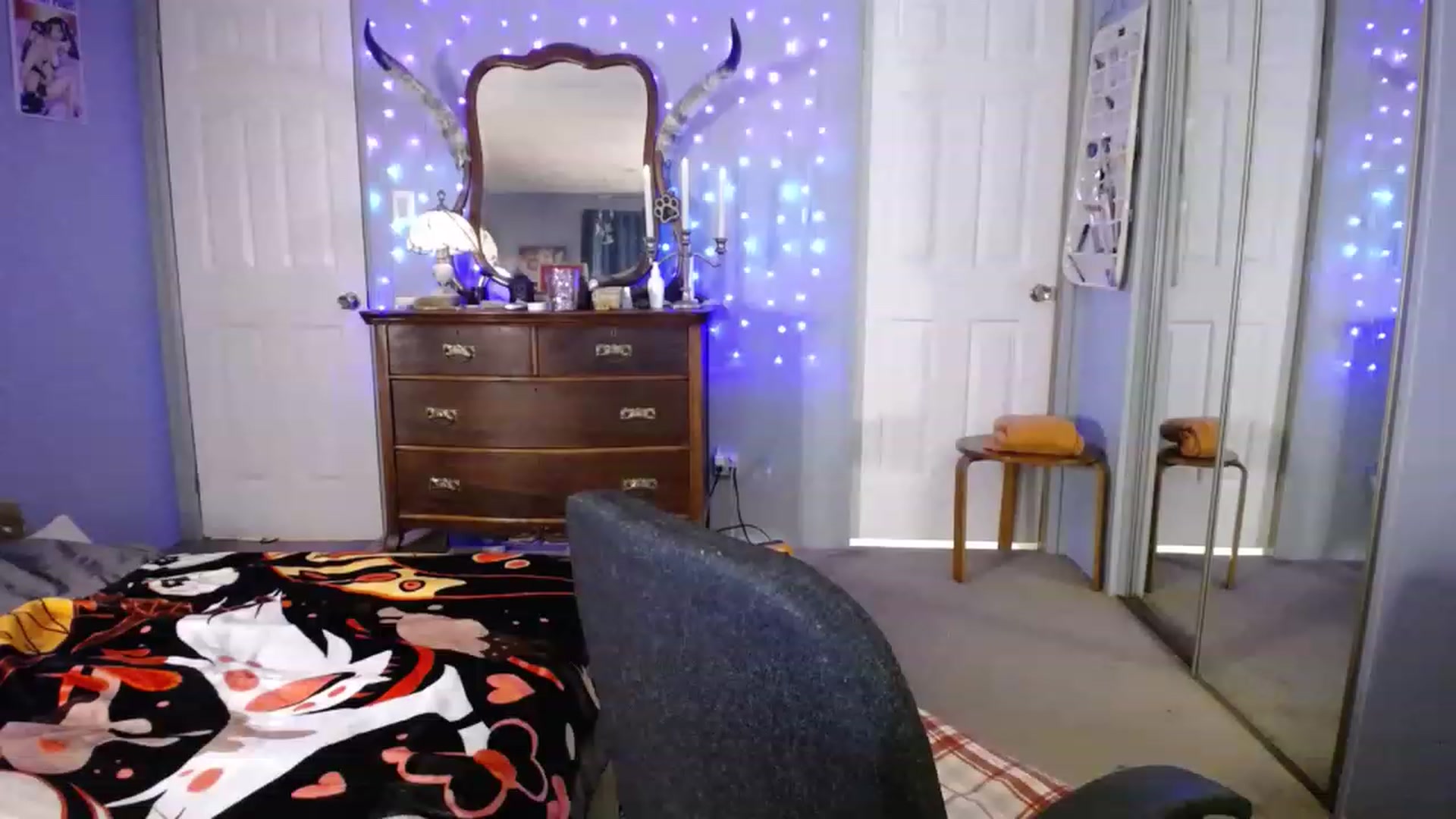 Gallery image thumbnail from Country_Daisy's myfreecams stream on, 12/12/2022, 24:03 image 3 of 20