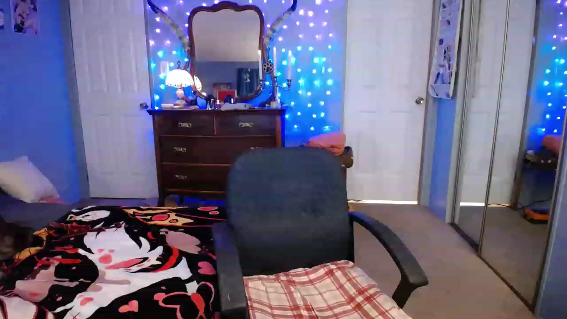 Gallery image thumbnail from Country_Daisy's myfreecams stream on, 12/17/2022, 02:02 image 7 of 20