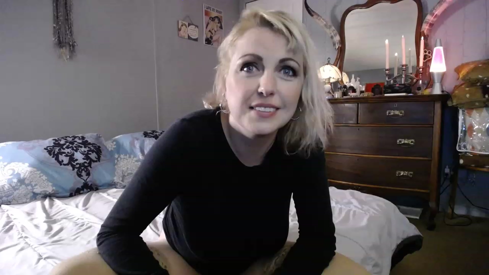 Gallery image thumbnail from Country_Daisy's myfreecams stream on, 12/31/2022, 03:13 image 5 of 20